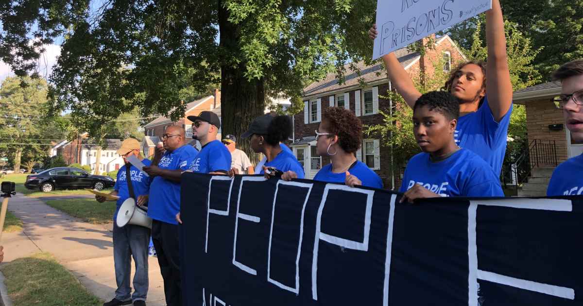 People impacted by justice system rally in West Hartford to call on